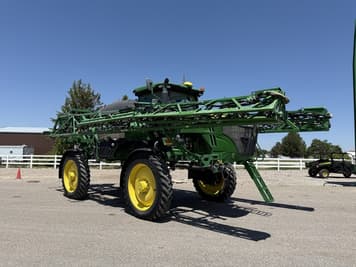 Main image John Deere R4044