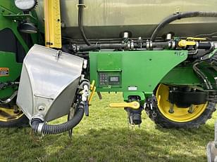 Main image John Deere R4044 12