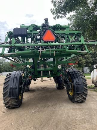 Image of John Deere R4044 equipment image 3
