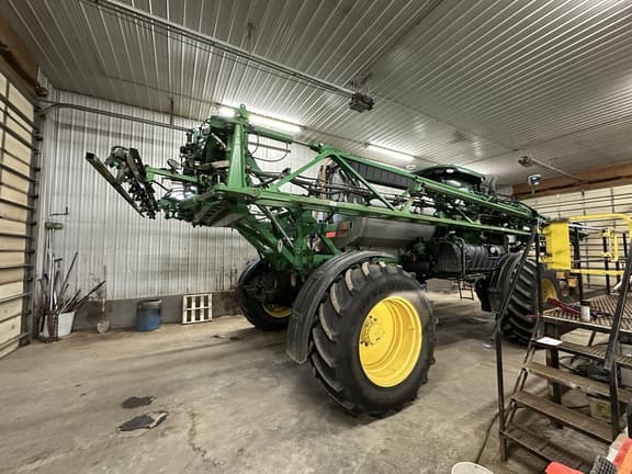Image of John Deere R4044 Image 0