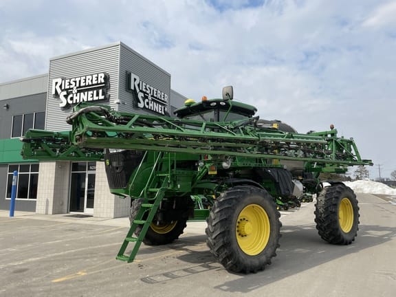 2020 John Deere R4044 Equipment Image0