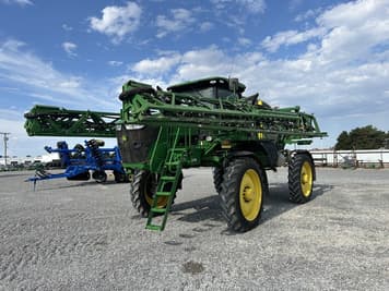 Main image John Deere R4044