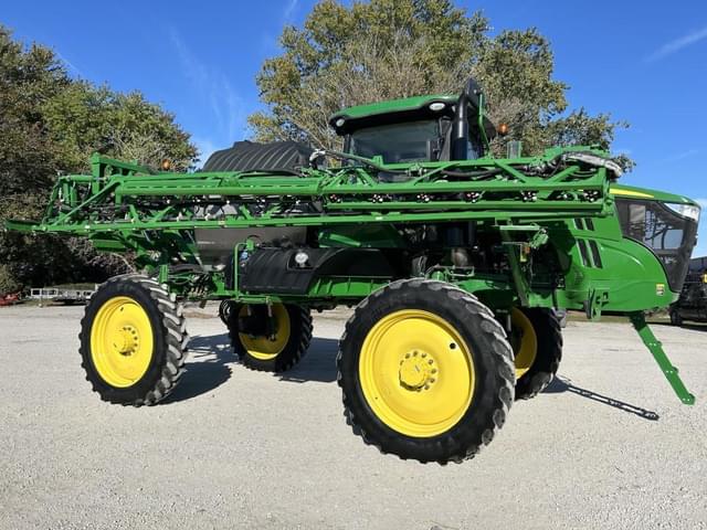 Image of John Deere R4044 equipment image 1