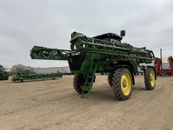 Main image John Deere R4044