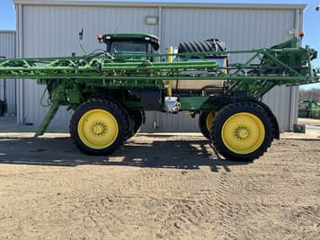 Main image John Deere R4044