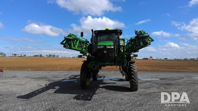 Image of John Deere R4044 equipment image 2