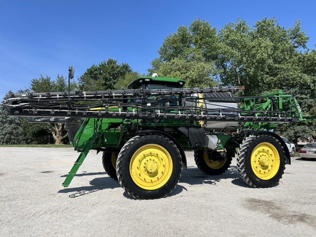 2020 John Deere R4045 Equipment Image0
