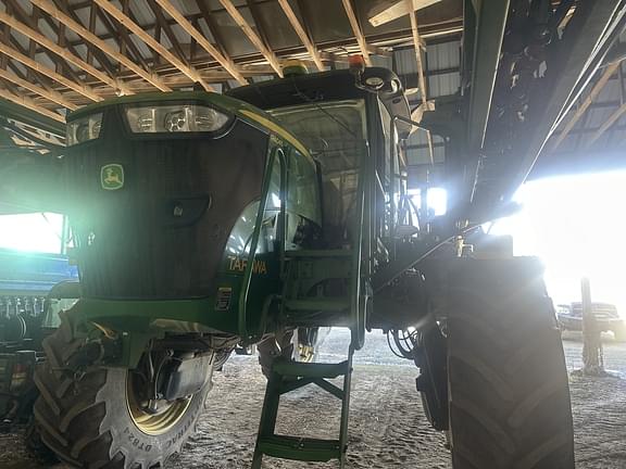 Image of John Deere R4045 equipment image 1