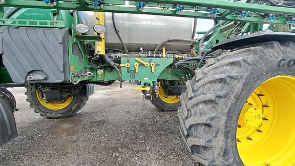 Image of John Deere R4045 equipment image 3