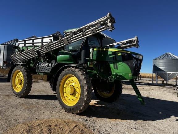 Main image John Deere R4045