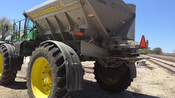 Image of John Deere R4045 equipment image 3