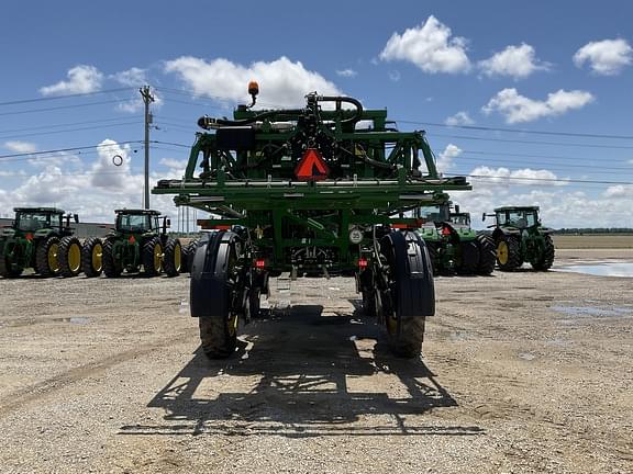 Image of John Deere R4045 equipment image 3