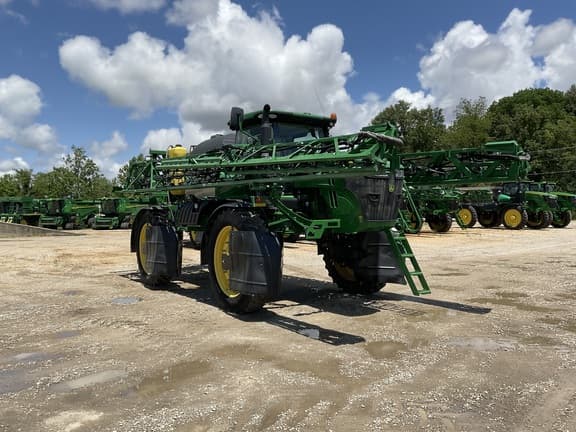 Image of John Deere R4045 equipment image 1