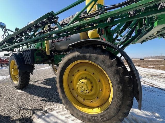 Image of John Deere R4045 equipment image 4