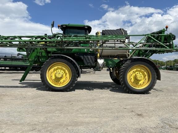 Image of John Deere R4045 equipment image 1