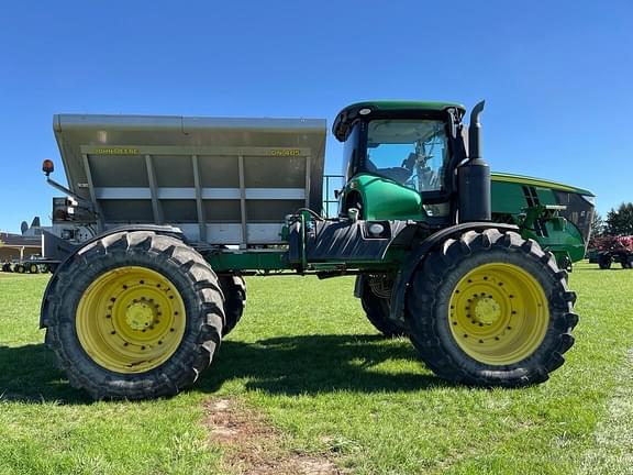 Image of John Deere R4045 equipment image 3