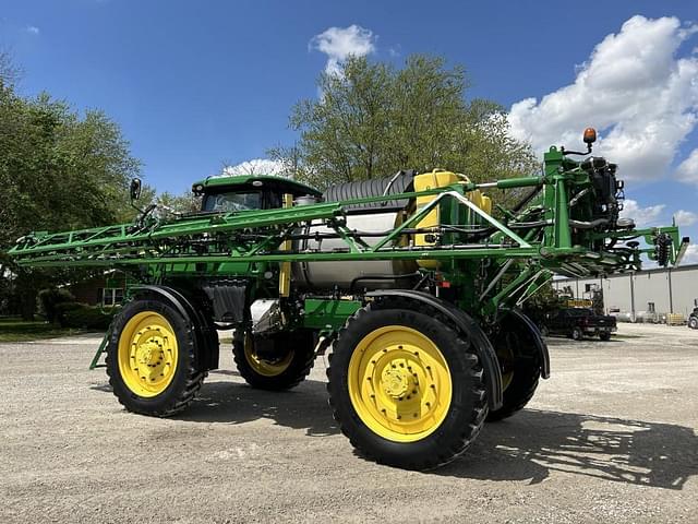 Image of John Deere R4045 equipment image 4