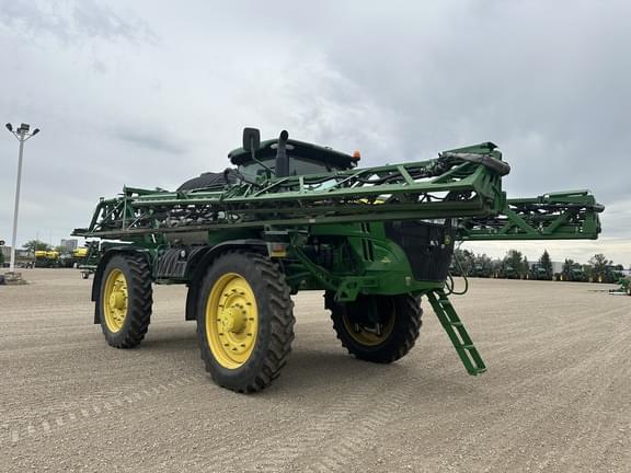 Image of John Deere R4045 equipment image 3