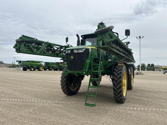 Image of John Deere R4045 equipment image 1