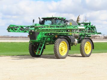 Main image John Deere R4045