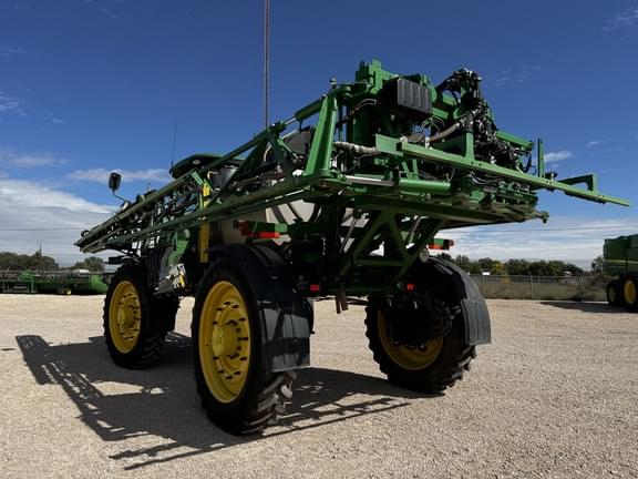 Image of John Deere R4045 equipment image 2