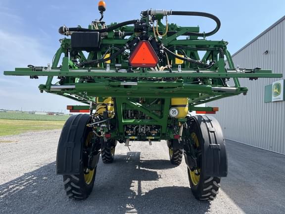 Image of John Deere R4045 equipment image 4