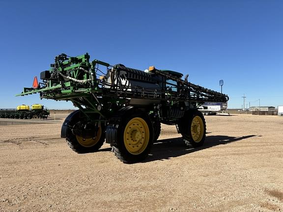 Image of John Deere R4045 equipment image 4