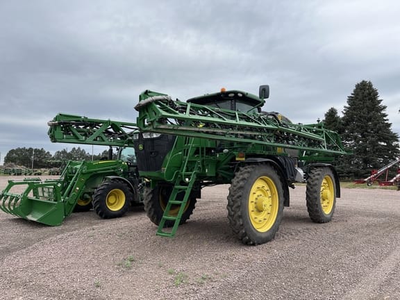 2020 John Deere R4045 Equipment Image0