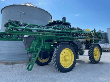 Main image John Deere R4045