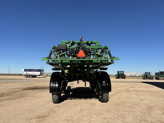 Image of John Deere R4045 equipment image 3