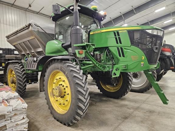 Image of John Deere R4045 equipment image 1