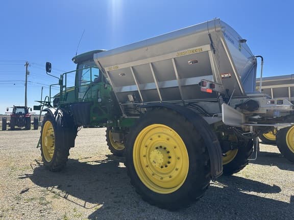 Image of John Deere R4045 equipment image 3