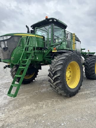 Main image John Deere R4045