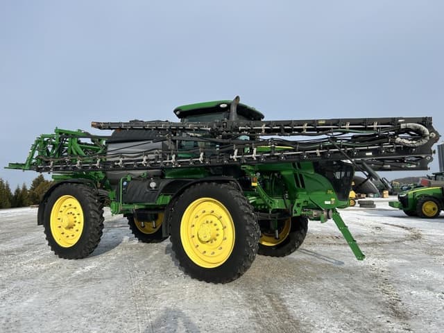 Image of John Deere R4045 equipment image 1