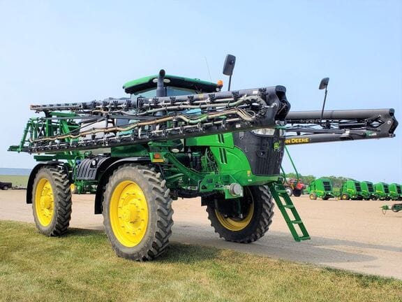 Main image John Deere R4045