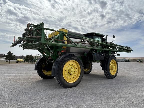 Image of John Deere R4045 equipment image 4