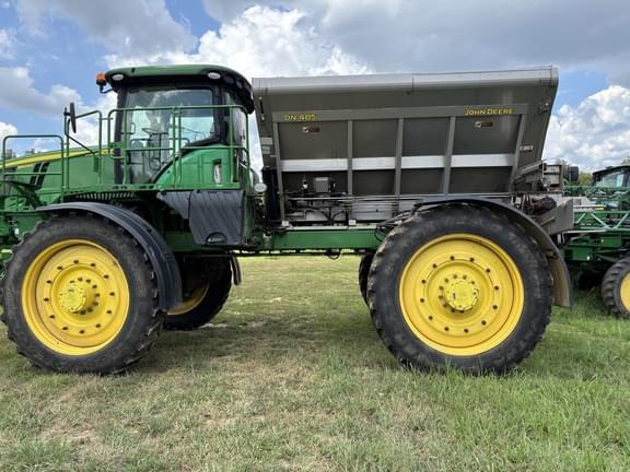Image of John Deere R4045 equipment image 2