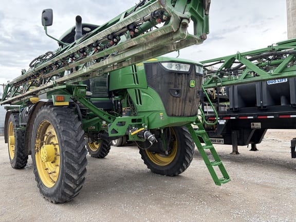 2020 John Deere R4045 Equipment Image0
