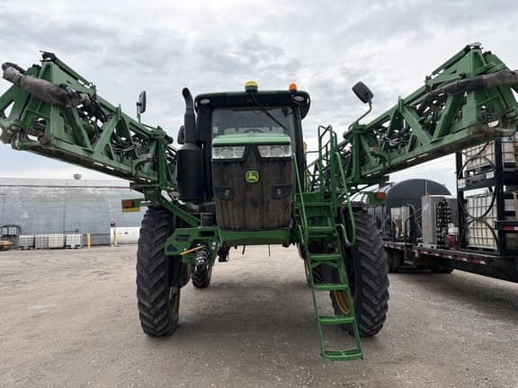 Image of John Deere R4045 equipment image 1