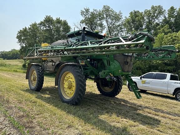 Image of John Deere R4045 equipment image 3