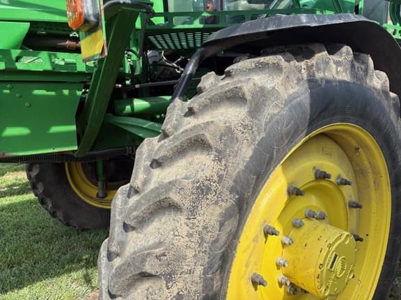 Image of John Deere R4045 equipment image 4