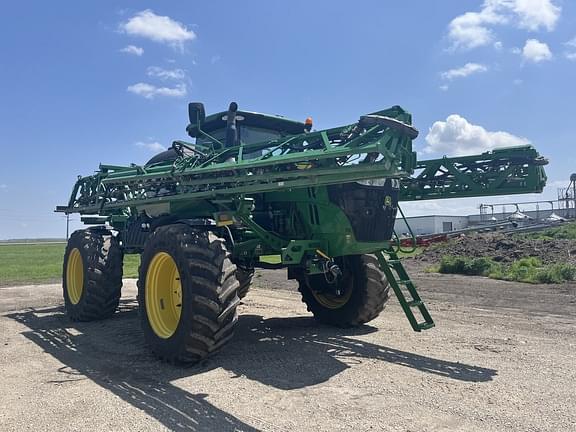 Image of John Deere R4045 equipment image 1