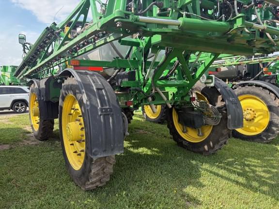 Image of John Deere R4045 equipment image 3