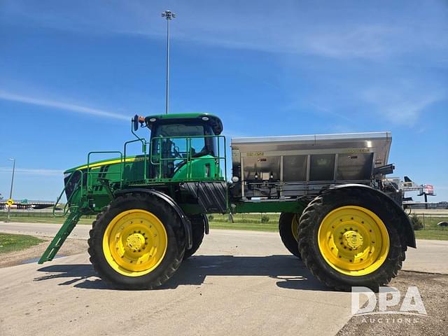 Image of John Deere R4045 equipment image 3