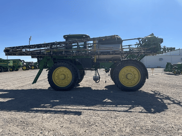 Main image John Deere R4045