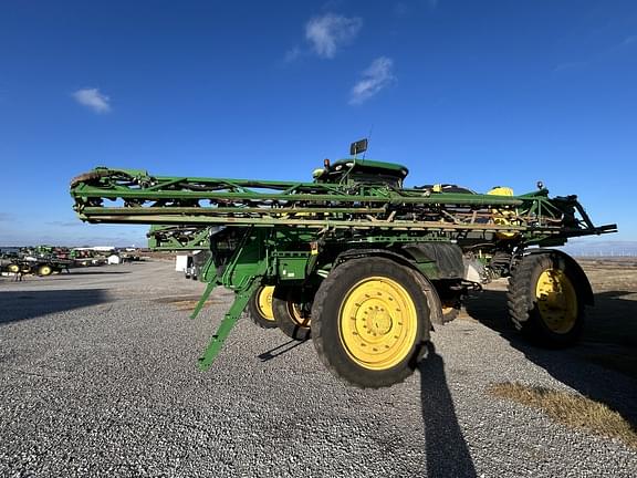 Image of John Deere R4045 equipment image 1