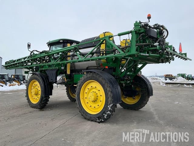 Image of John Deere R4045 equipment image 2