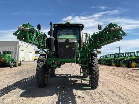 Image of John Deere R4060 equipment image 2