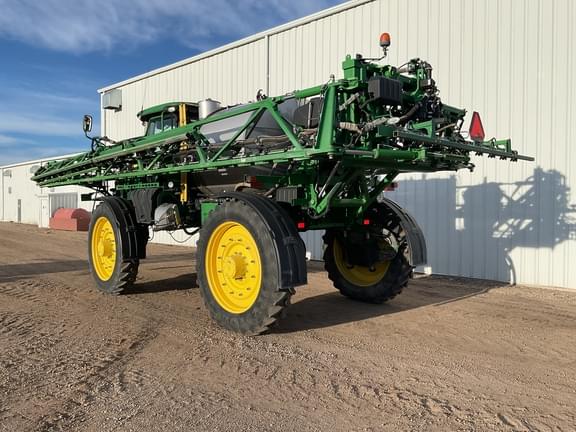 Image of John Deere R4060 equipment image 3