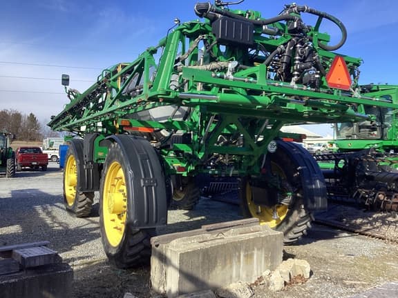 Image of John Deere R4060 equipment image 3